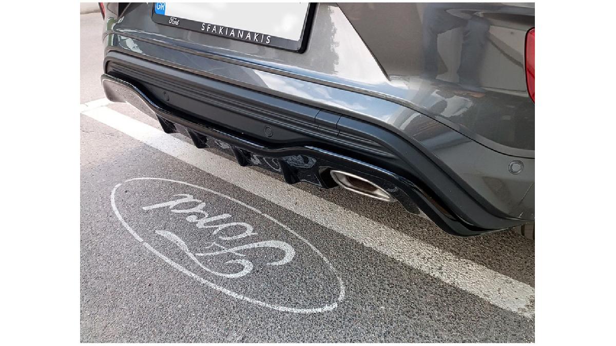 Jupe+arri%C3%A8re+%28Diffuseur%29+sur+mesure+pour+Ford+Puma+ST-Line+2019-+%28ABS+Noir+Luisant%29